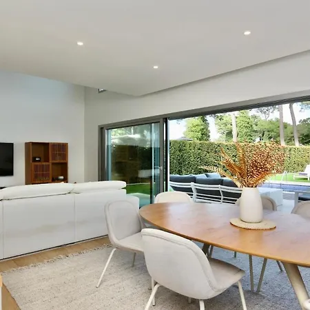 Barinel By Cleverdetails Located In A Quiet And Privileged Area Of Villa Vilamoura