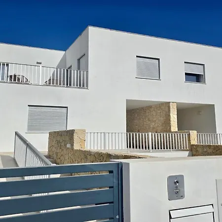 Barinel By Cleverdetails Located In A Quiet And Privileged Area Of *