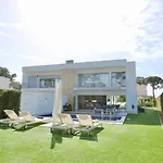 Villa Barinel By Cleverdetails Located In A Quiet And Privileged Area Of *